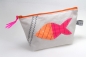 Preview: Segeltuchtäschchen mit Fisch pink/orange